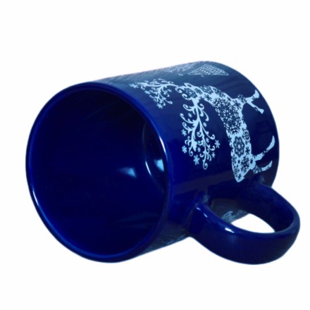mugstore_vanocni_hrnek_tmave_modry_vesnicka_jelen3