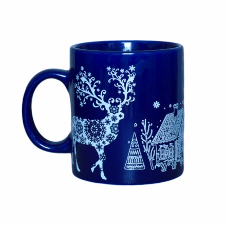 mugstore_vanocni_tmave_modry_hrnek_vesnicka_jelen2